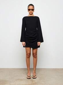 AiiRZ Elegantes Minikleid mit Glockenärmeln und geraffter Seitenpartie, perfekt für Cocktailpartys und Abendanlässe, herbstlicher und winterlicher Eyecatcher