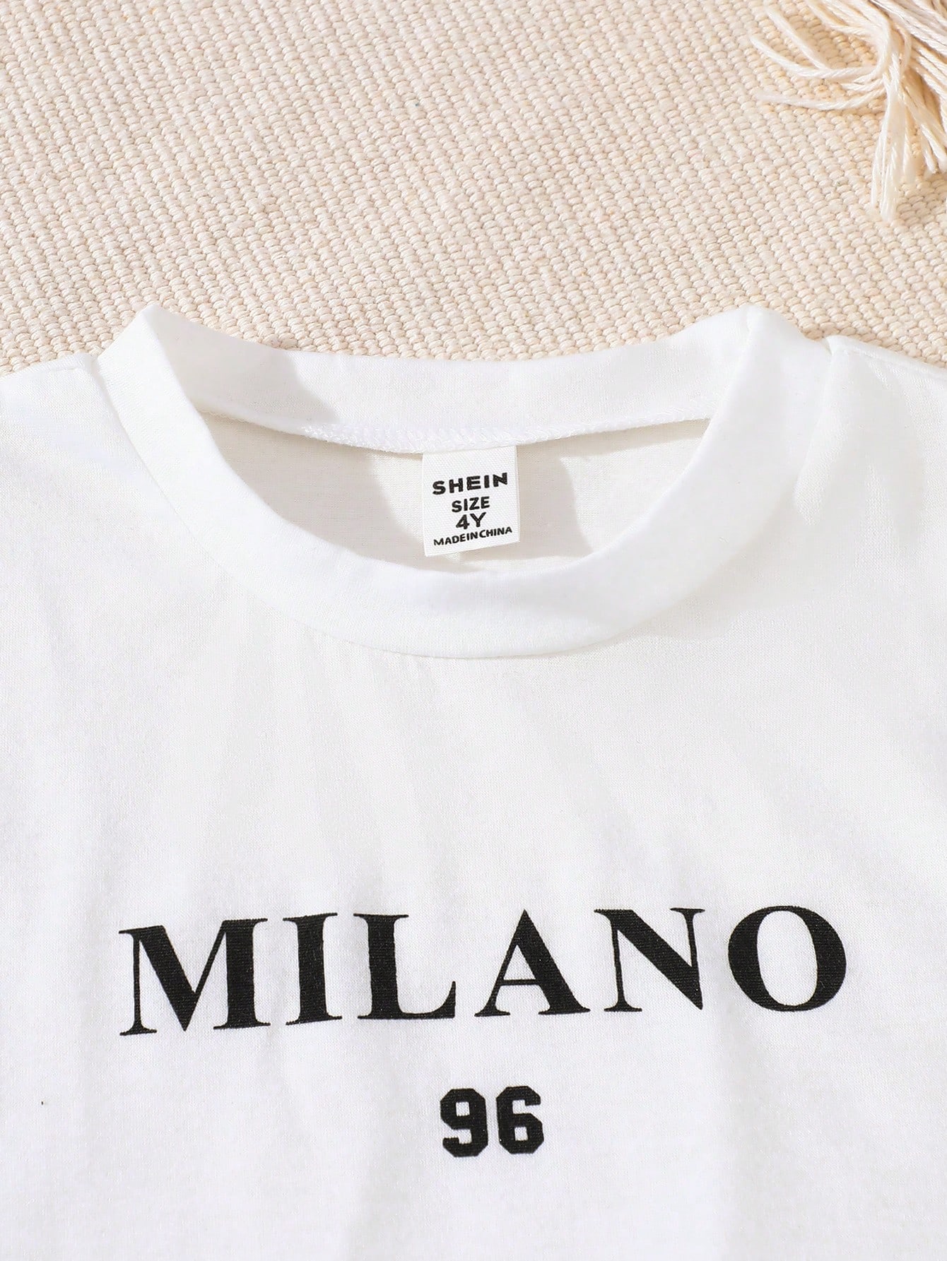 SHEIN 2 قطعة/مجموعة تي شيرت كنزة بطباعة رسومات وشع...