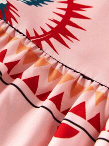 SHEIN 带有可爱涂鸦印花的年轻女孩编织休闲连衣裙 - 彩色 - 查看 4