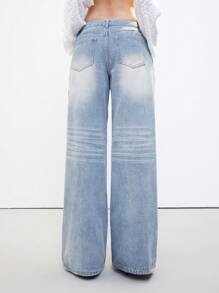 LYSMO Celana Jeans Denim Ekstra Panjang Kasual Wanita dengan Detail Resleting dan Motif Acid Wash - Biru - View 2