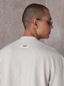 SUMWON Luxurious Textured Chevron Knit Mock Neck T-Shirt Performance Athletic Streetwear Casual Short Sleeve Modern Essential Workout Spring Summer