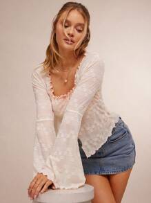 WESTFADE Cute Colorblock Floral Patterned Lace Two Tone Square Neck Bow Front Long Bell Sleeve Ruffle Peplum Flyaway Babydoll Top Spring Summer Vacation