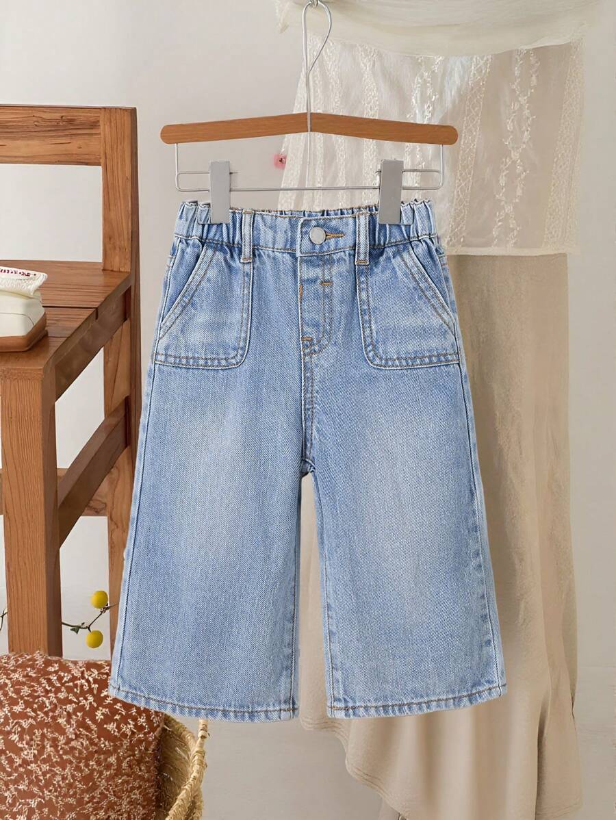 SHEIN Baby Girl Y2K Blue Front Snap Pockets Casual Loose Jeans , Kid Spring And Summer Casual Vacation Country Boho Wear, Beach For Kid Girls, Western Street Wear For Girl, Spring Break, Rave Festival Denim Pants - Light Wash - View 1