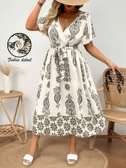 SHEIN Clasi Plus Size Women V-Neck Short Sleeve Tie Waist Black & White Printed Casual Vacation Dress, Spring/Summer