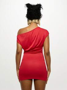 SUMWON WOMEN Đầm bodycon mini trễ vai có chữ cái của trường đại học Đầm dự tiệc câu lạc bộ mùa hè - Đỏ - Xem 2