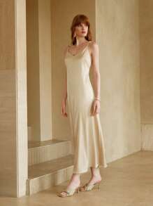 SHEIN LUNE Women's Satin Camisole Dress With Handcrafted Beaded Waist, Slim Fit, Crossover Elastic Strap, Backless, Sleeveless, Apricot Color, Suitable For Work And Commute