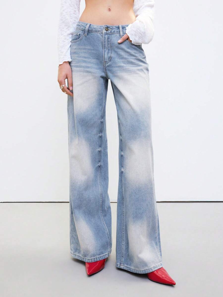 LYSMO Celana Jeans Denim Ekstra Panjang Kasual Wanita dengan Detail Resleting dan Motif Acid Wash - Biru - View 1
