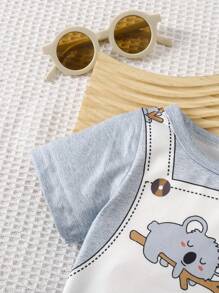 SHEIN Conjunto unisex de bebé con estampado de koala, 2 en 1 con mamelucos, adecuado para bebés recién nacidos para usar en verano en cualquier ocasión, el patrón de koala hace que el bebé se vea talla grande lindo