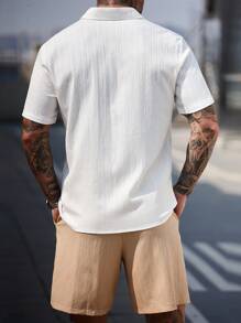Manfinity Homme 休闲风格男士衬衫和短裤套装男士夏季服装夏季服装男士男士衬衫套装，男士成熟休闲衬衫套装适合户外度假和休闲场合。 - 彩色 - 查看 2