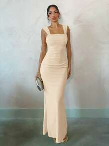 SHEIN BAE 夏季海边沙滩度假浅黄色柔和马卡龙性感露背长裙，适合日常约会，夜间外出，夜店，派对，聚会，酒会，泳池派对，节日装扮