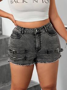 SHEIN ICON Plus Size Women Pockets Frayed Hem Adjustable Buckle Casual Denim Shorts - Black - View 7