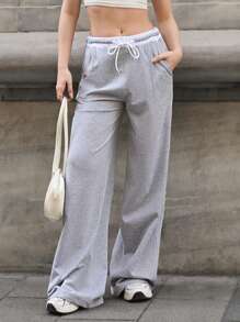 RueChic Women Contrast Belt Drawstring And Pocket Detailed Pant Sweatpant - Grey - View 2