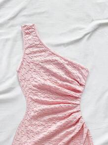 Soleia Robe moulante asymétrique aux épaules et à la taille cintrée pour femme, de couleur unie, convient pour la Saint-Valentin, le Nouvel An et les occasions de fête