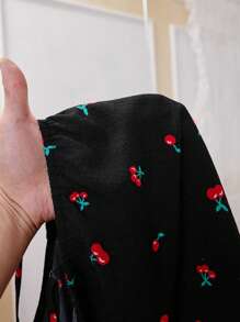 CottageSlumber Conjunto de pijama de mujer con estampado de cerezas y volantes en los tirantes