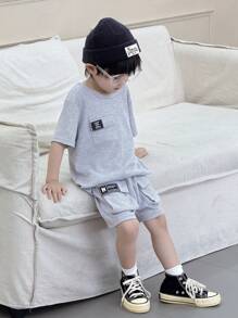 SHEIN 2pcs/Set Young Boy Casual Daily/Vacation T-Shirt + Shorts Outfit, Suitable For Daily, School, Outings, Outdoor Play, Summer Season - Grey - View 11