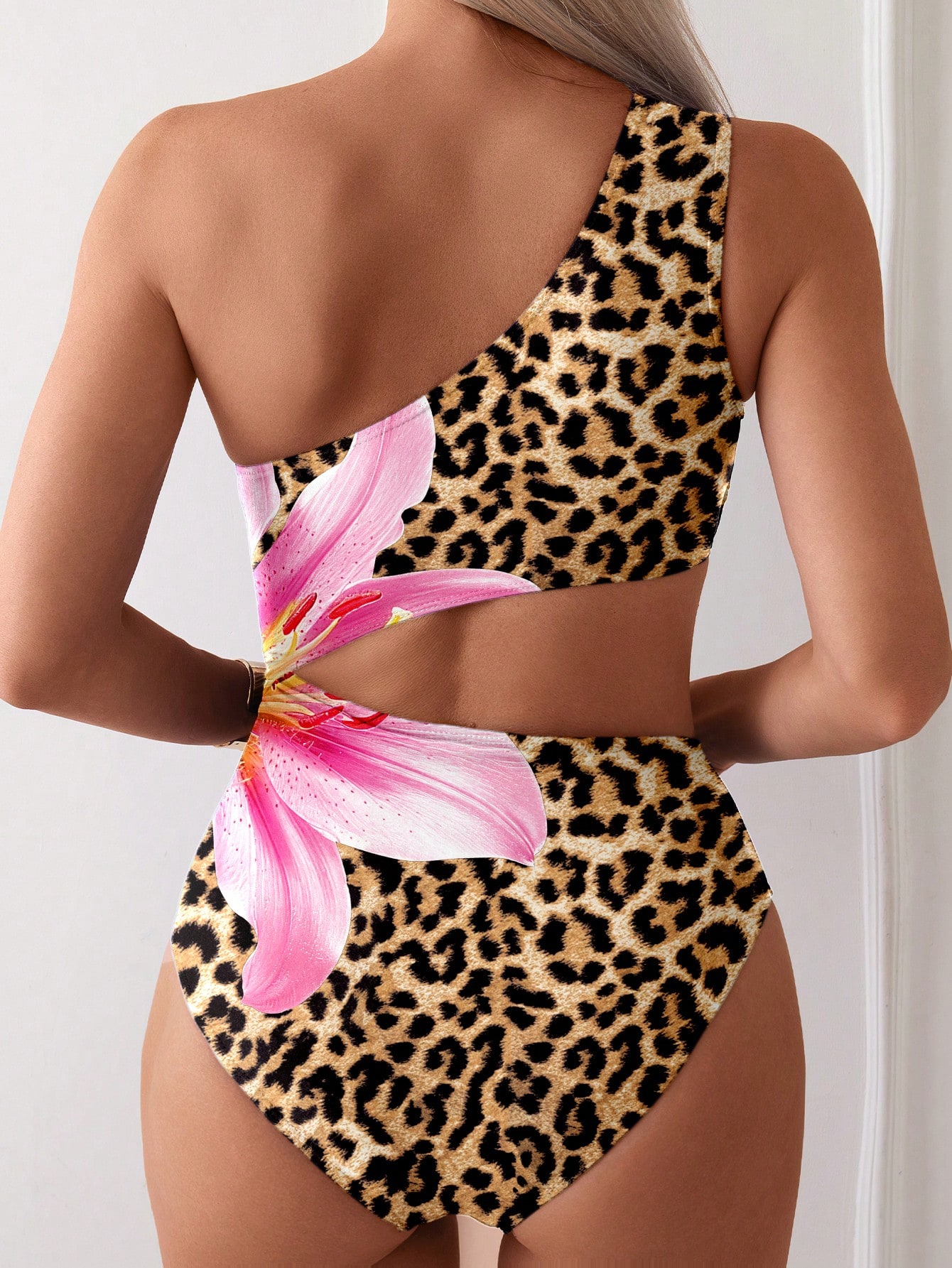 Swim Lushoire Maiô Feminino, Estampa de Leopardo Assimétrico de Ombro Único, Sem Mangas, Traje de Banho Casual e Confortável para a Praia - Multicolorido - Visão 2