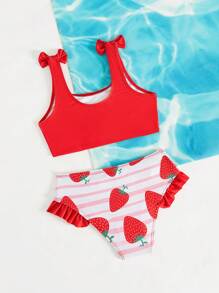 SHEIN Bộ bikini cho bé gái (size nhỏ) gồm quần và nơ, họa tiết hoạt hình dễ thương in hình dâu tây đỏ, kiểu dáng thời trang năng động, thích hợp cho kỳ nghỉ hè. - Đỏ - Xem 2