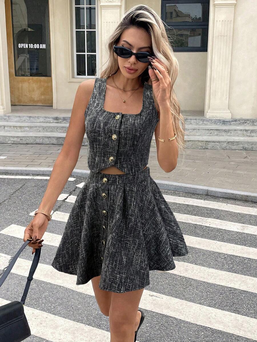 SHEIN Frenchy 2 món/Bộ đồ nữ vest một hàng khuy và váy ngắn hai mảnh thường ngày - Đen và trắng - Xem 1