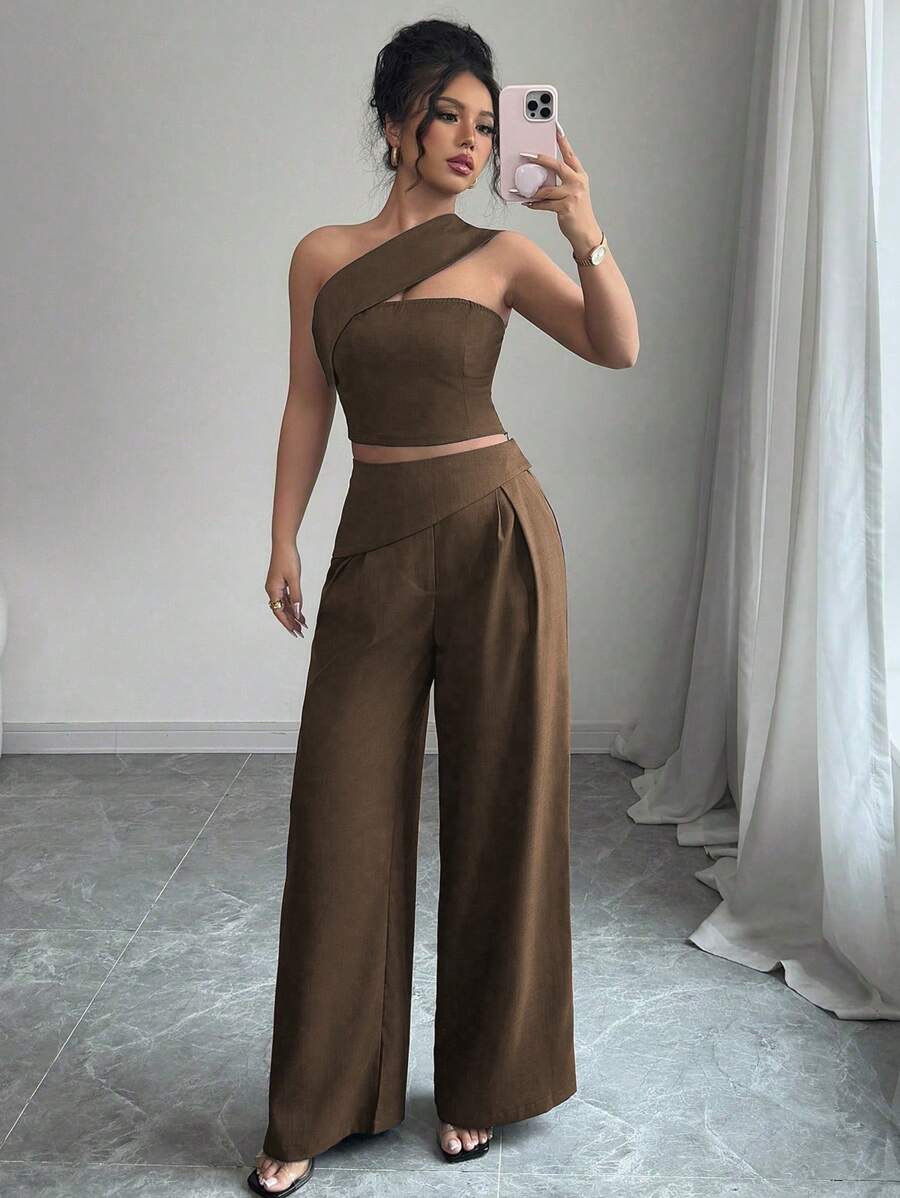 Gloray 2 Pieces Set: Off-Shoulder Fitted Top & Straight Leg Pants - Brown - View 1