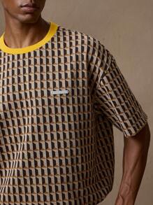 AKNOTIC X Nawaf Alabid Brown Geometric Jacquard Contrast Color Crew Neck Casual Loose Fit Short Sleeve T-Shirt, Suitable For Summer, Vacation, Daily Wear, Party, Couple Matching, Men's Gift, Boxy Fit - Multicolor - View 5