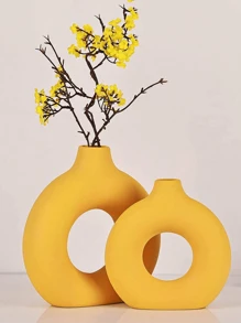 SHEIN 1 pezzo Vaso da fiori circolare in plastica gialla a forma di ciambella, Vasi modulari, Vasi in plastica, Stile minimalista boho, Centrotavola decorativo per soggiorno, camera da letto, ufficio, matrimonio, festa, decorazione per la casa, Vaso da fiori, Centrotavola, Decorazione da tavolo, Regali per compleanni e lauree