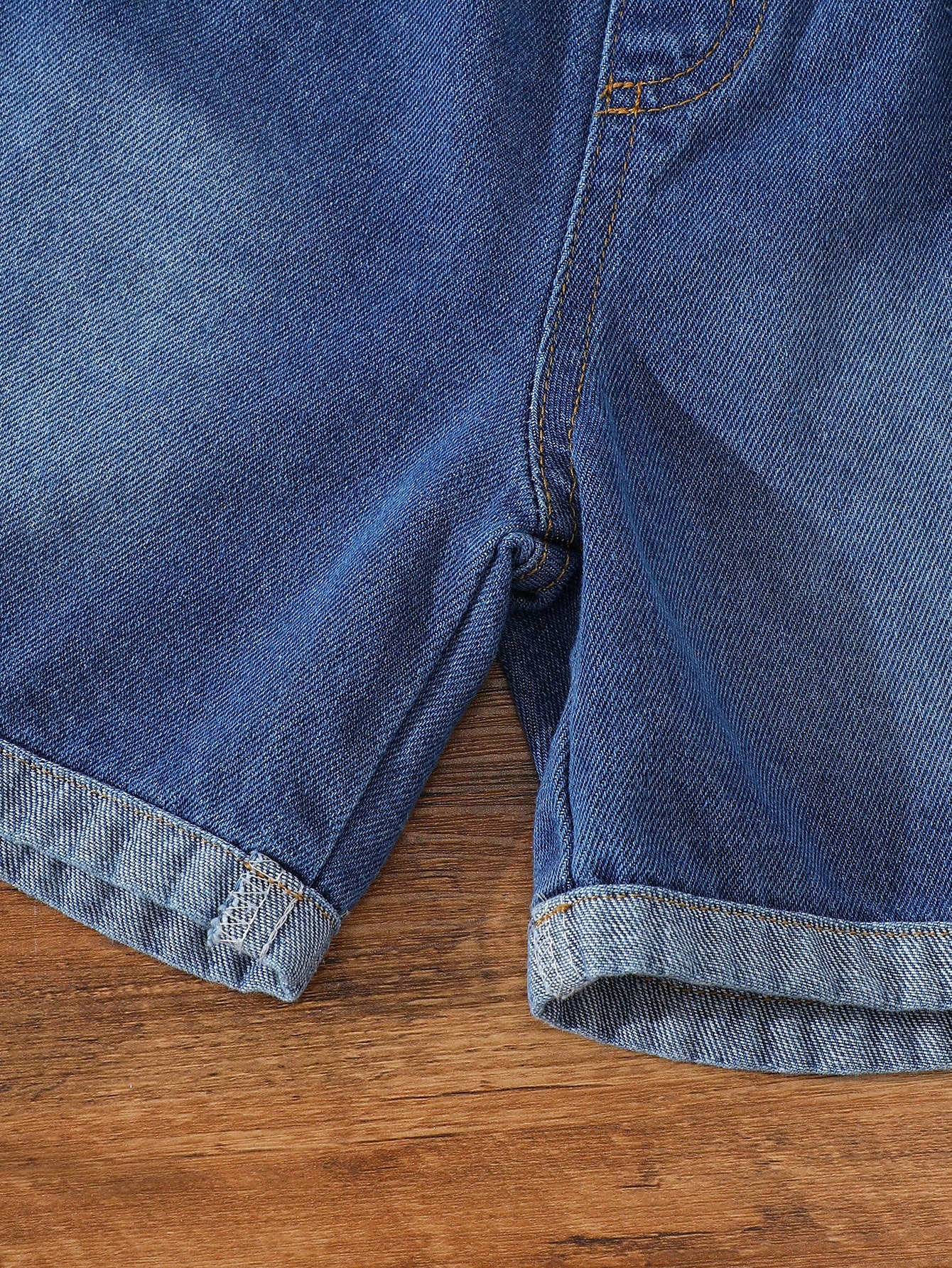 SHEIN 2 قطعة/مجموعة تي شيرت كنزة بطباعة رسومات وشع...