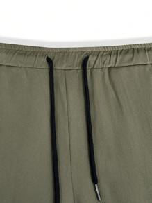 Manfinity Homme Einfarbige Cargo-Hose mit Kordelzug in der Taille, figurbetonter Passform, plissiert, mit mehreren Taschen, lässig, Herbstkleidung