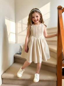 SHEIN Elladie kids 女童简约休闲时尚百搭褶皱无袖连衣裙 - 杏色 - 查看 1