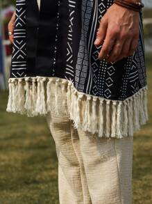 Manfinity RSRT Męska koszula kimono z nadrukiem wakacyjnym, patchworkowym, z dekoltem halter, luźny krój, kontrastowe lamówki, graficzny nadruk, blok kolorów, wakacje, idealna na hawajskie wakacje na plaży, festiwale muzyczne i codzienny styl uliczny. W stylu boho, wyspiarskim, to świetny prezent dla chłopaka lub męża. Męska odzież na wakacje i do kurortu.