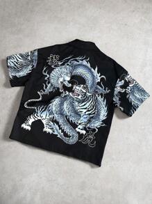 Manfinity EMRG Plus Size Men Dragon & Tiger Graphic Street Short Zip-Up Shirt - Black - View 2