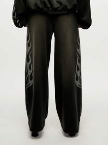 SUMWON WOMEN Oversized Gothic Flame Print Jogger Sweatpants Streetwear Athletic Loungewear Winter Fall Workout Track Pants With Drawstring Elastic Waist Wide Leg ComFort - Black - View 2