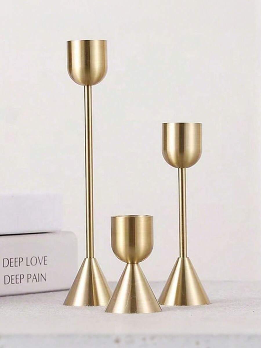 SHEIN Romantischer Festivalkerzenhalter, Metalldekor im Vintage-Stil, Messing Kerzenhalter Ständer, Hochzeit Kerzenhalter Basis, Raum Dekoration, Geschenke - Verschiedenfarbig - Übersicht 1