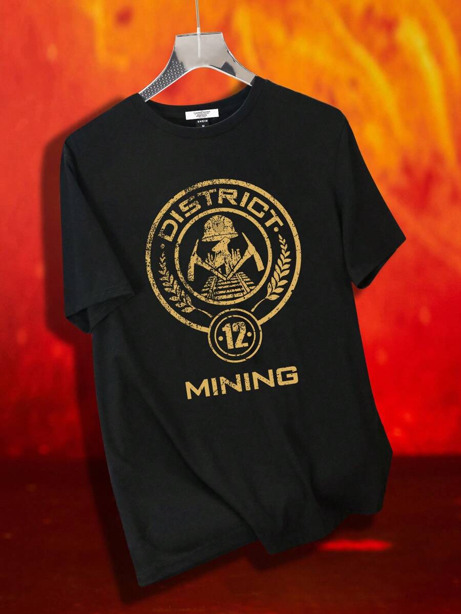 The Hunger Games X SHEIN Men's Black Knitted Casual T-Shirt With District 12 Mining Graphic Print Short Sleeves And Round Neck - Black - View 1