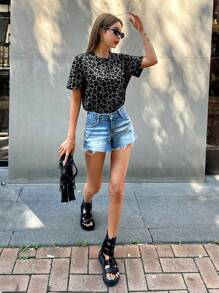 DAZY T-shirt décontracté à col rond de style streetwear ample avec imprimé léopard pour femmes, t-shirts graphiques