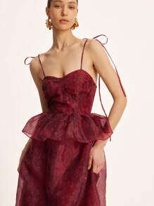 Chiquease 深红色花卉随机印花欧根纱腰部拼接荷叶边蝴蝶结肩带浪漫优雅女士派对礼服 - 彩色 - 查看 2