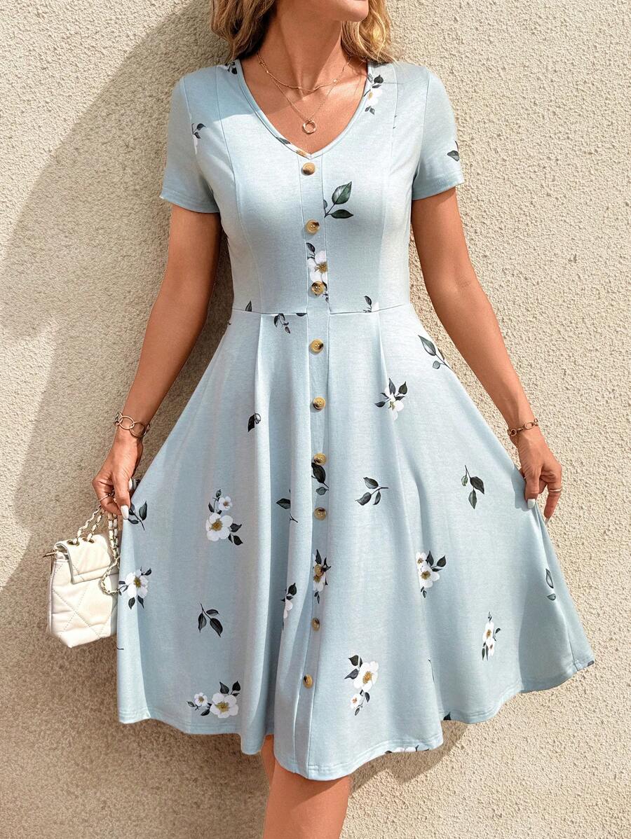 SHEIN Clasi V-Neck Button Red Polka Dot Waist Cinched Women Dress,Spring Clothes,Valentine Day Dress Women Vacation Dress,Summer Dresses For Women - Green - View 1