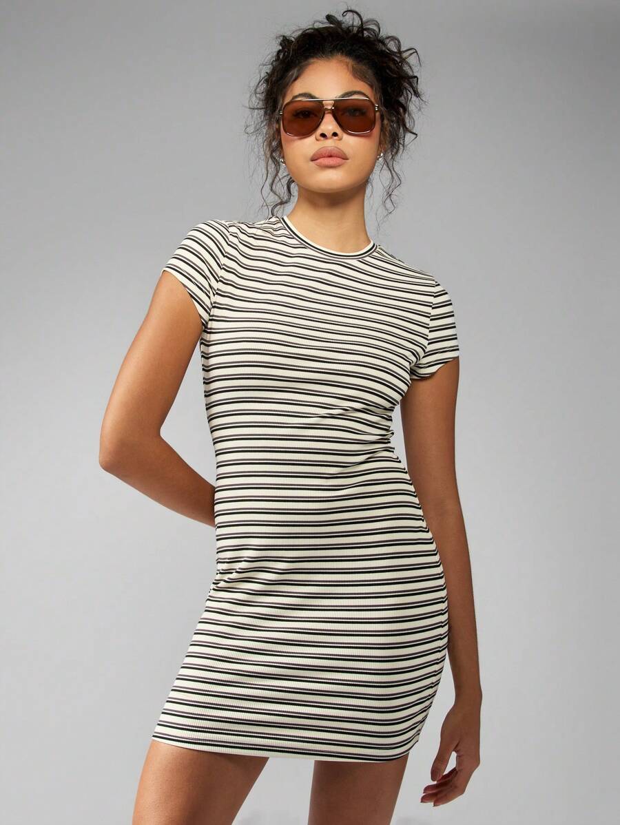 short sleeve ribbed bodycon dress Short Sleeve Rib Sweater Bodycon Midi Dress - SMALL / Black
