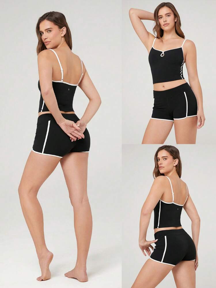 Débardeur actif FeatherFit™ Streamline, couleur contrastée avec découpe avant réglable, à faible impact, convient pour le yoga, le Pilates et l'utilisation quotidienne, avec bonnets amovibles
