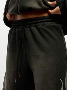 SUMWON WOMEN Oversized Gothic Flame Print Jogger Sweatpants Streetwear Athletic Loungewear Winter Fall Workout Track Pants With Drawstring Elastic Waist Wide Leg ComFort - Black - View 5