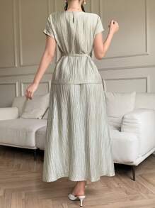 DAZY Conjunto de 2 piezas para mujer: blusa de manga de murciélago con textura y falda, primavera/verano