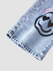 Tween Girls Medium Wash Denim Jeans With Butterfly And Slogan Graphic Print And Ripped Detail - Medium Wash - View 3