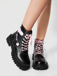 ROMWE Kawaii 女式 5 厘米厚底圆头复古英式休闲靴，时尚黑色和粉色可爱日常百搭厚底提拉瘦身，配有心形装饰和星形拉链头，适合情人节