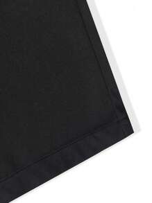 Manfinity Homme Herren Lässig Hosen mit halbeljastischem Bund, geplisstem, geradem Bein, Kleidung für Herren Hosen, reife Straßenhosen für Männer. Diese Herrenhosen sind dezent und vielseitig in klassischem Schwarz. Für städtische Spaziergänge, tägliche Lässig, Wochenendausflüge, Freundespartys, Musikfestivals und andere junge soziale Anlässe. Diese Hosen sind ein unverzichtbares Teil im Kleiderschrank eines Mannes und ein tolles Geschenk für einen Freund oder Ehemann. Locker sitzende Hosen für Männer