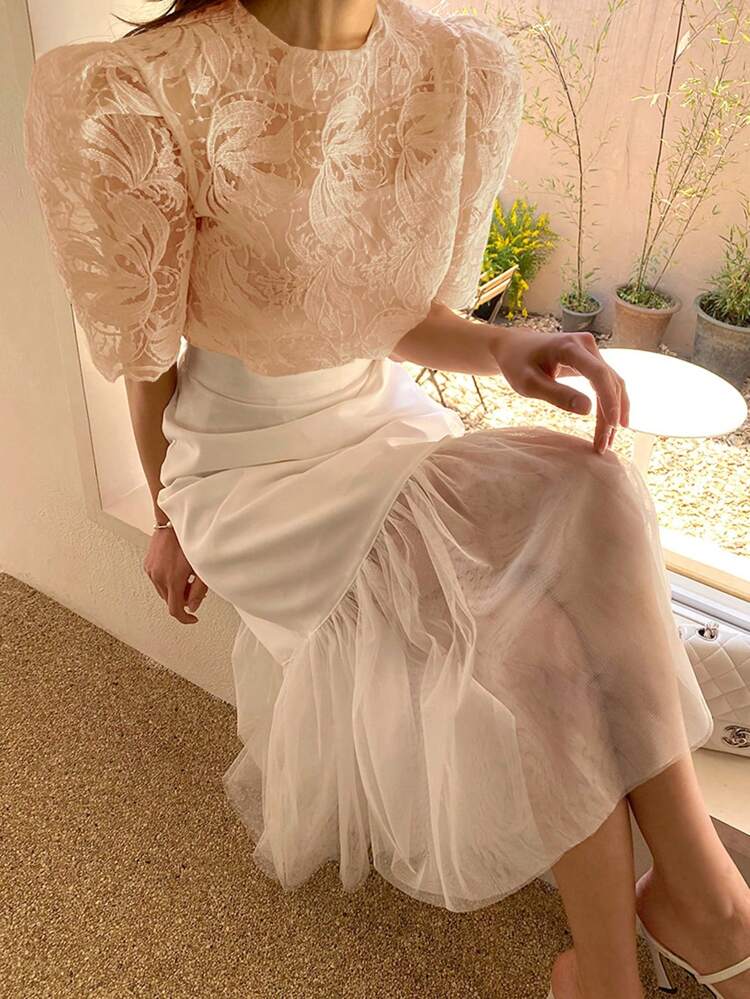 Women Lace Puff Sleeve Solid Color Round Neck Elegant Short Sleeve T-Shirt Sheer