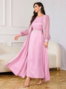 Al Najma Conjunto modesto de vestido de gasa con encaje en la parte delantera, chaleco y bata exterior de estilo abaya, con mangas de acetato de terciopelo gris-azul y diseño de parches