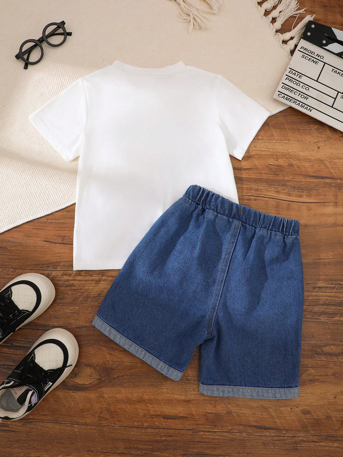 SHEIN 2 قطعة/مجموعة تي شيرت كنزة بطباعة رسومات وشع...