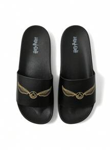 HARRY POTTER X SHEIN 金色飞贼印花 PVC 塑料拖鞋，黑色，适合室内外，男女通用 - 黑色 - 查看 4