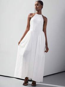 SHEIN Privé Elegant Vacation Simple Sleeveless Tie-Neck Waist Cutout Textured Dress For Women - White - View 3