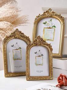 SHEIN 1pc Vintage European Style Gold Curved Frame Decorative Photo Frame, With One Random Inner Paper, For Home Decoration And Picture Display Valentine DAY, Valentines Wedding, Birthday, Room Decor, Ramadan Decor, Bedroom Decor, Wedding Decor, Home Decor Living Room, Office Decor, House Decor, Photo Frame, Room Decoration Stuff, Picture Frame,Fall Decor