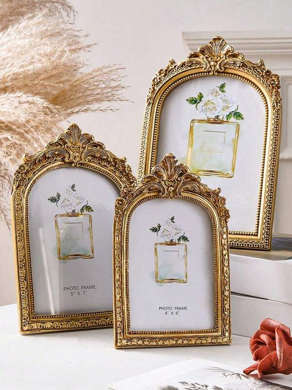 SHEIN 1pc Vintage European Style Gold Curved Frame Decorative Photo Frame, With One Random Inner Paper, For Home Decoration And Picture Display Valentine DAY, Valentines Wedding, Birthday, Room Decor, Ramadan Decor, Bedroom Decor, Wedding Decor, Home Decor Living Room, Office Decor, House Decor, Photo Frame, Room Decoration Stuff, Picture Frame,Fall Decor